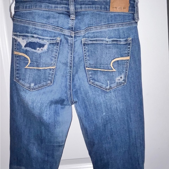 American Eagle Ripped Blue Jeans - Picture 4 of 4